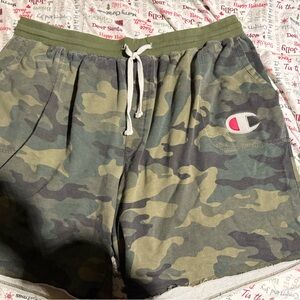 Men’s shorts champions